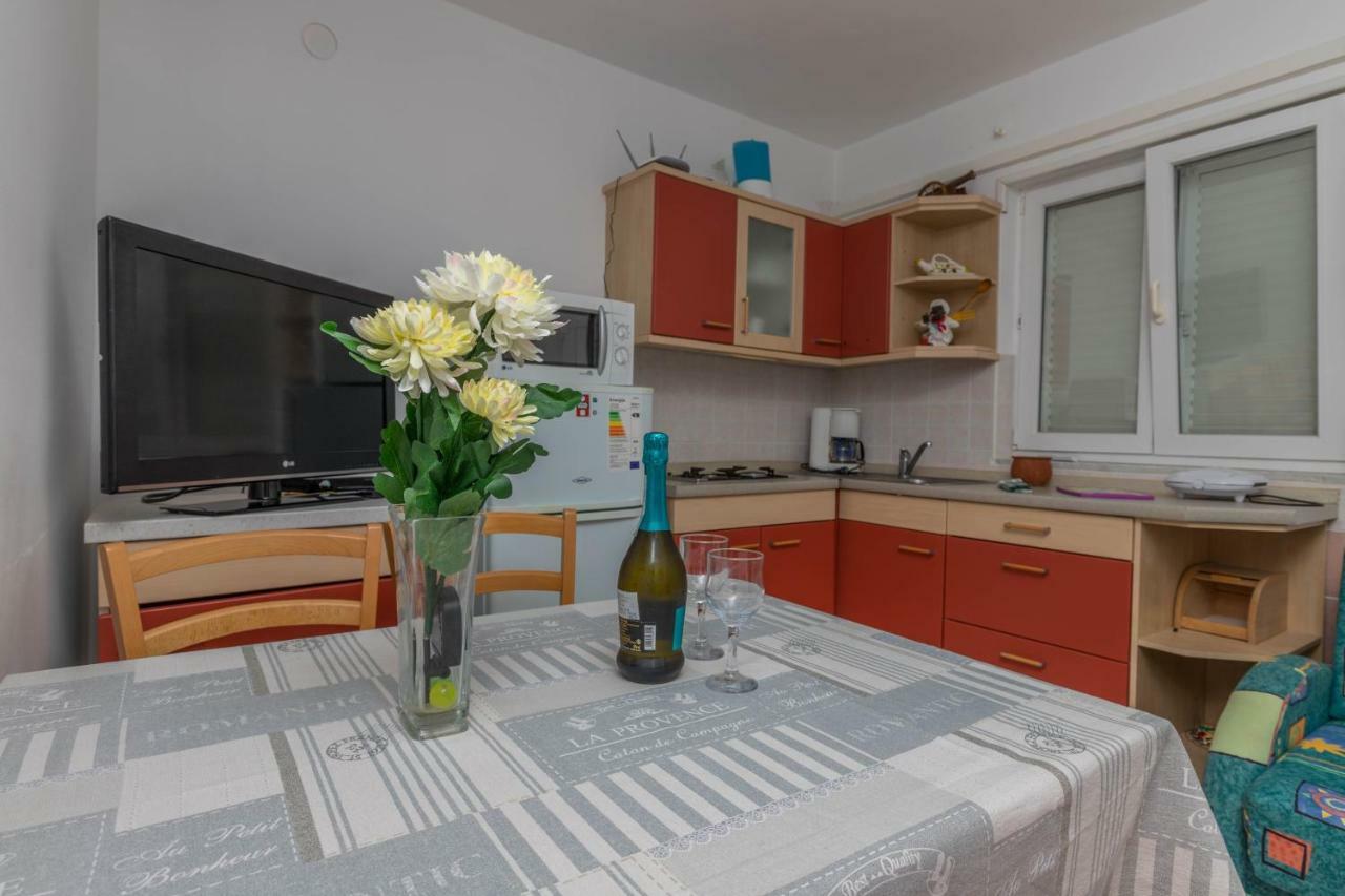 Apartman Zlatica Dramalj Exteriör bild