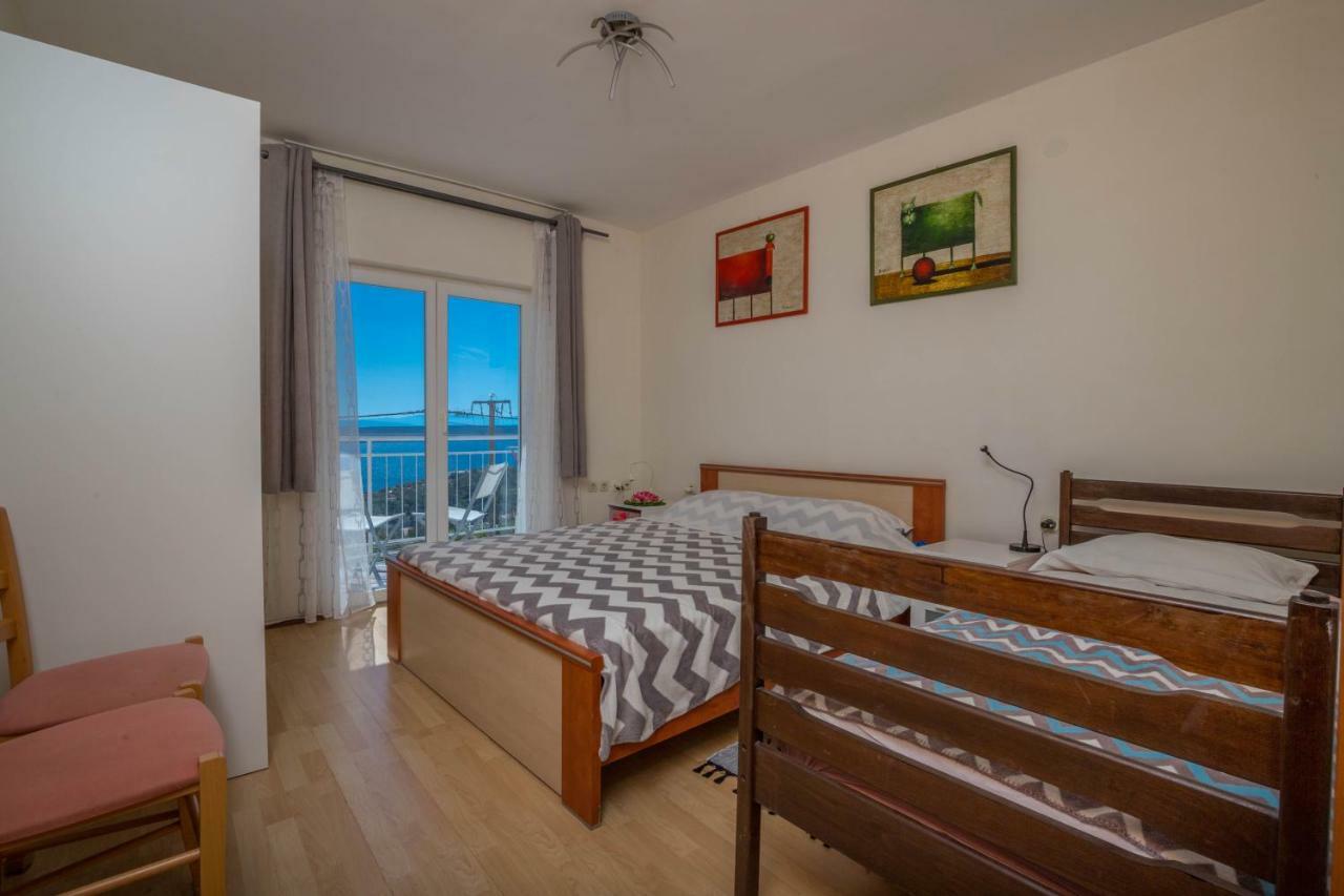 Apartman Zlatica Dramalj Exteriör bild